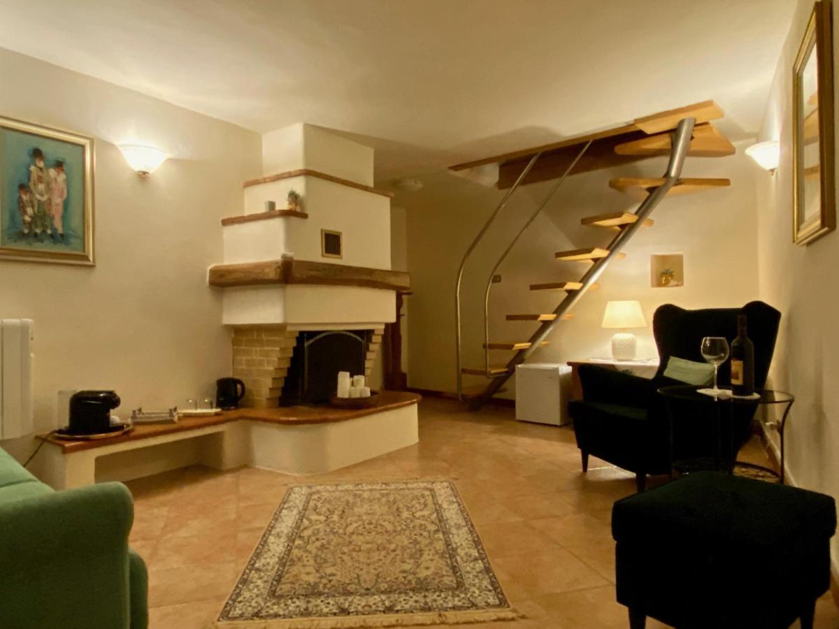 Bed and Breakfast Relais San Filippo In Sogaglia Mulazzo Exteriér fotografie